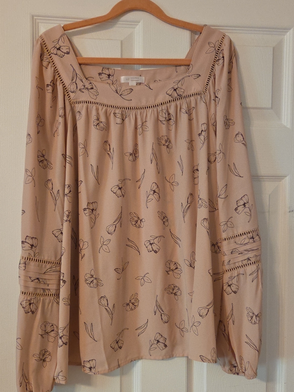 LC Lauren Conrad Blush Pink Floral Peasant Blouse